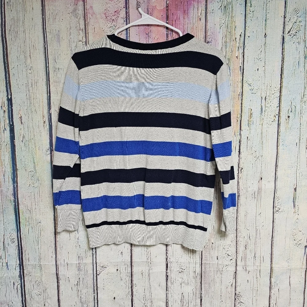 EUC 10/12‎ pullover sweater